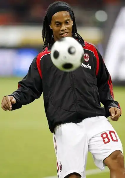 队提供多一 队提供多一