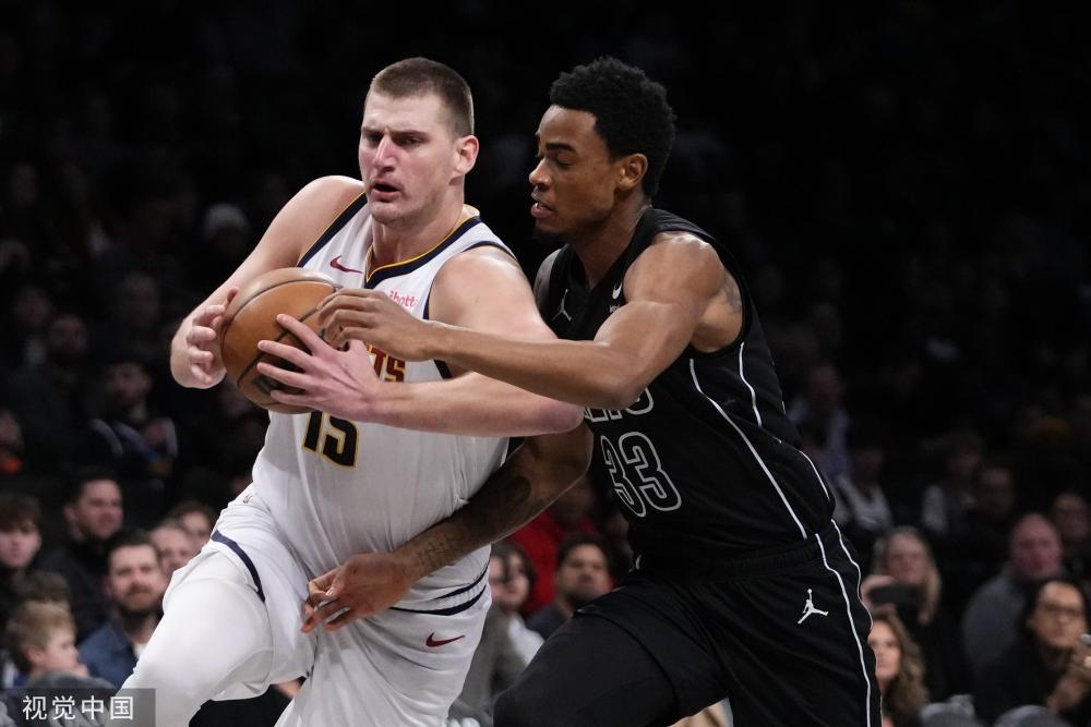 场馆冠名虽 场馆冠名虽